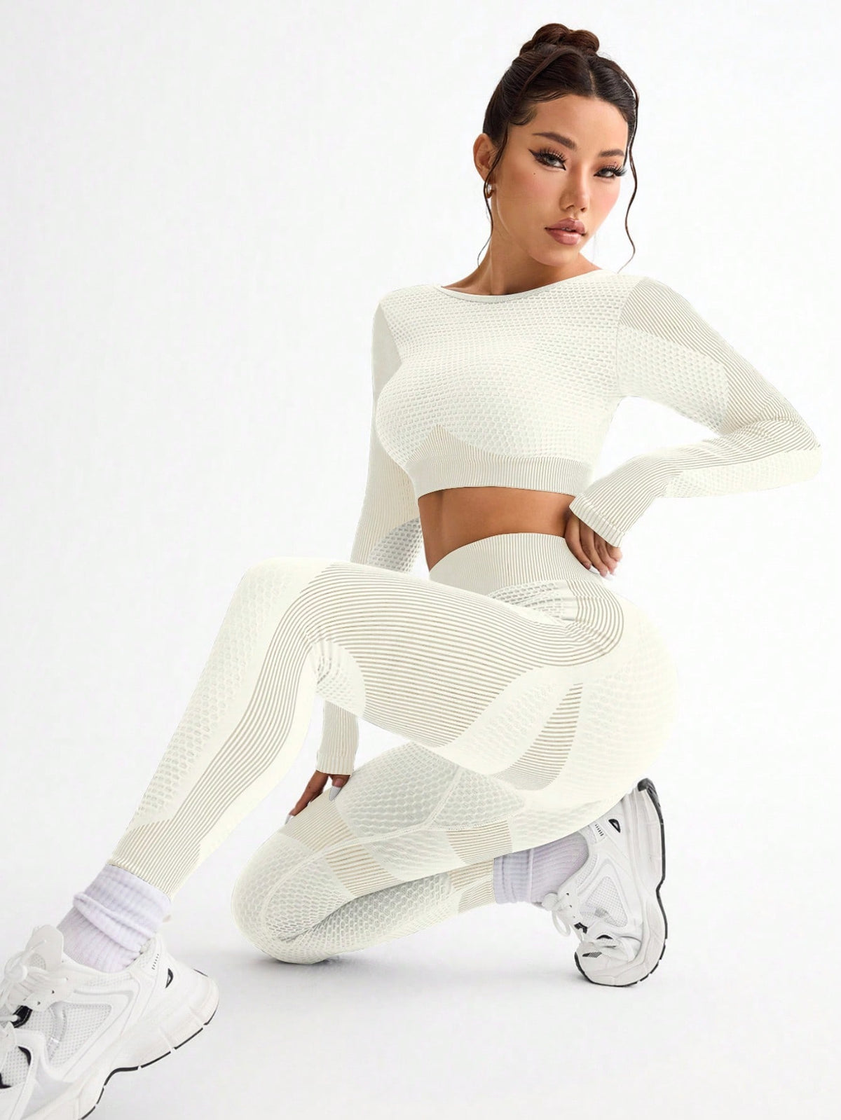 Women’s 2-Piece Seamless Yoga Set | Long Sleeve Top & Leggings | Breathable Quick-Dry Workout Suit